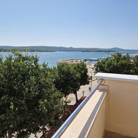 טוראני Seaside Apartments מראה חיצוני תמונה