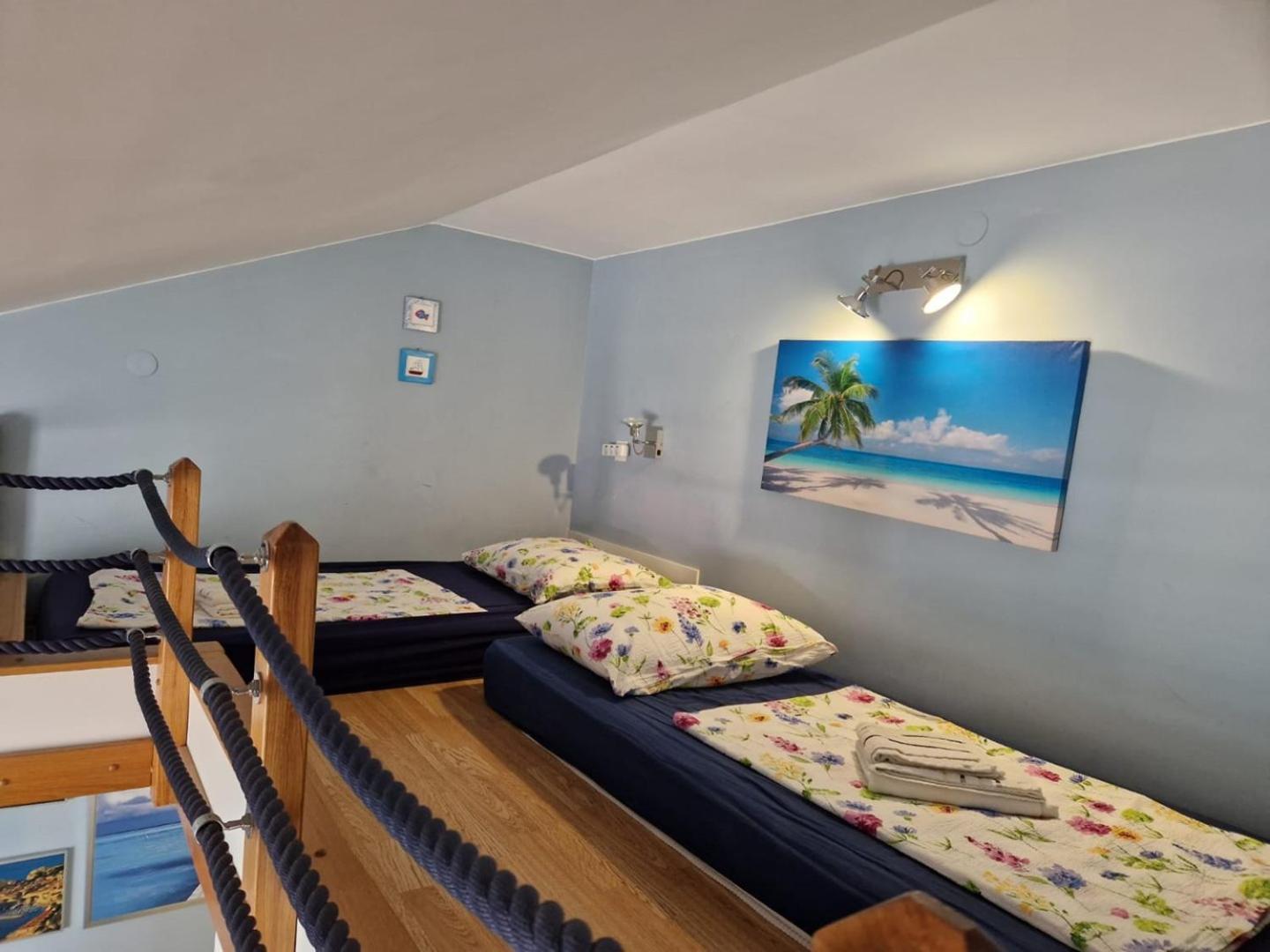 טוראני Seaside Apartments מראה חיצוני תמונה